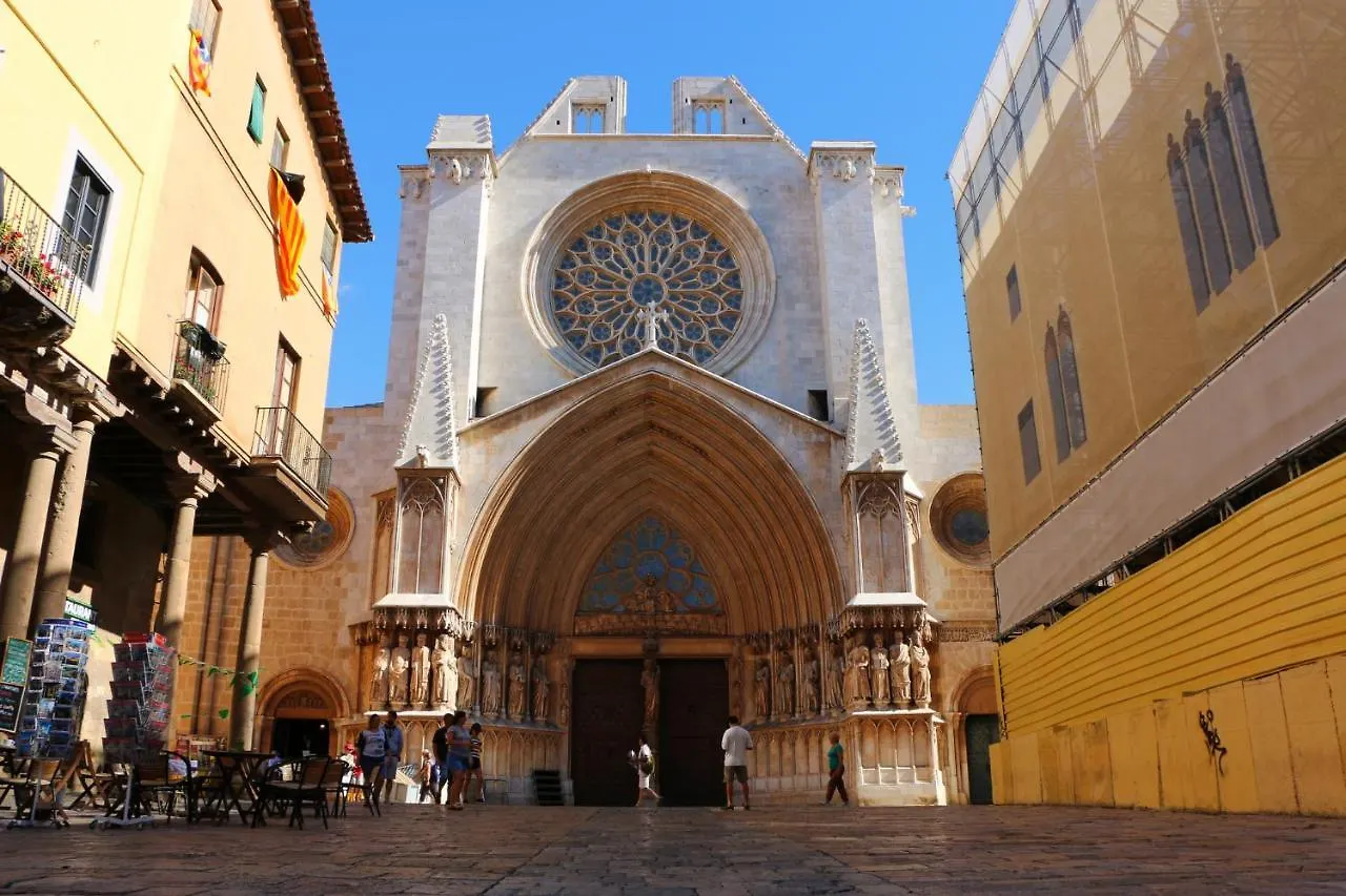 Petra Apartments -Old City With Terrace And Barbecue- Tarragone Espagne