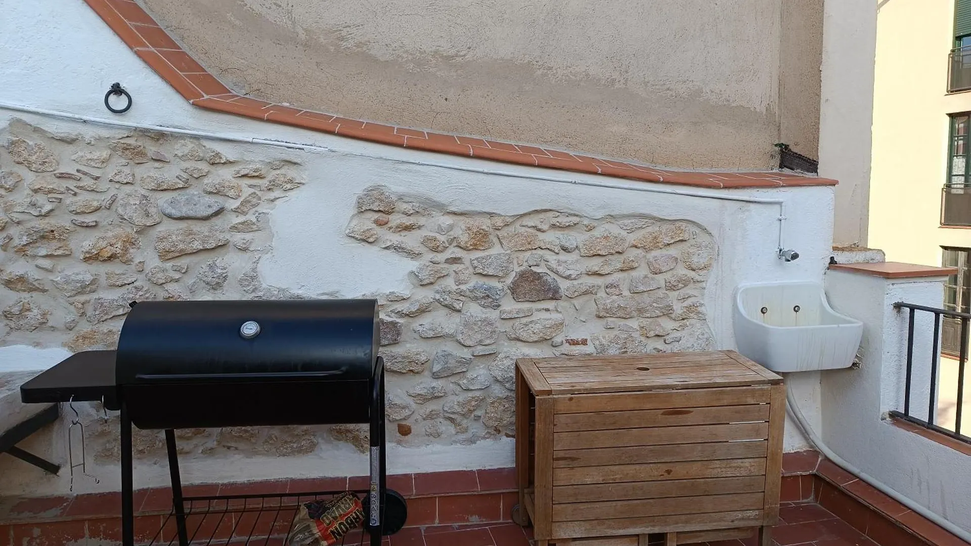 Petra Apartments -Old City With Terrace And Barbecue- Tarragone 0*,  Espagne
