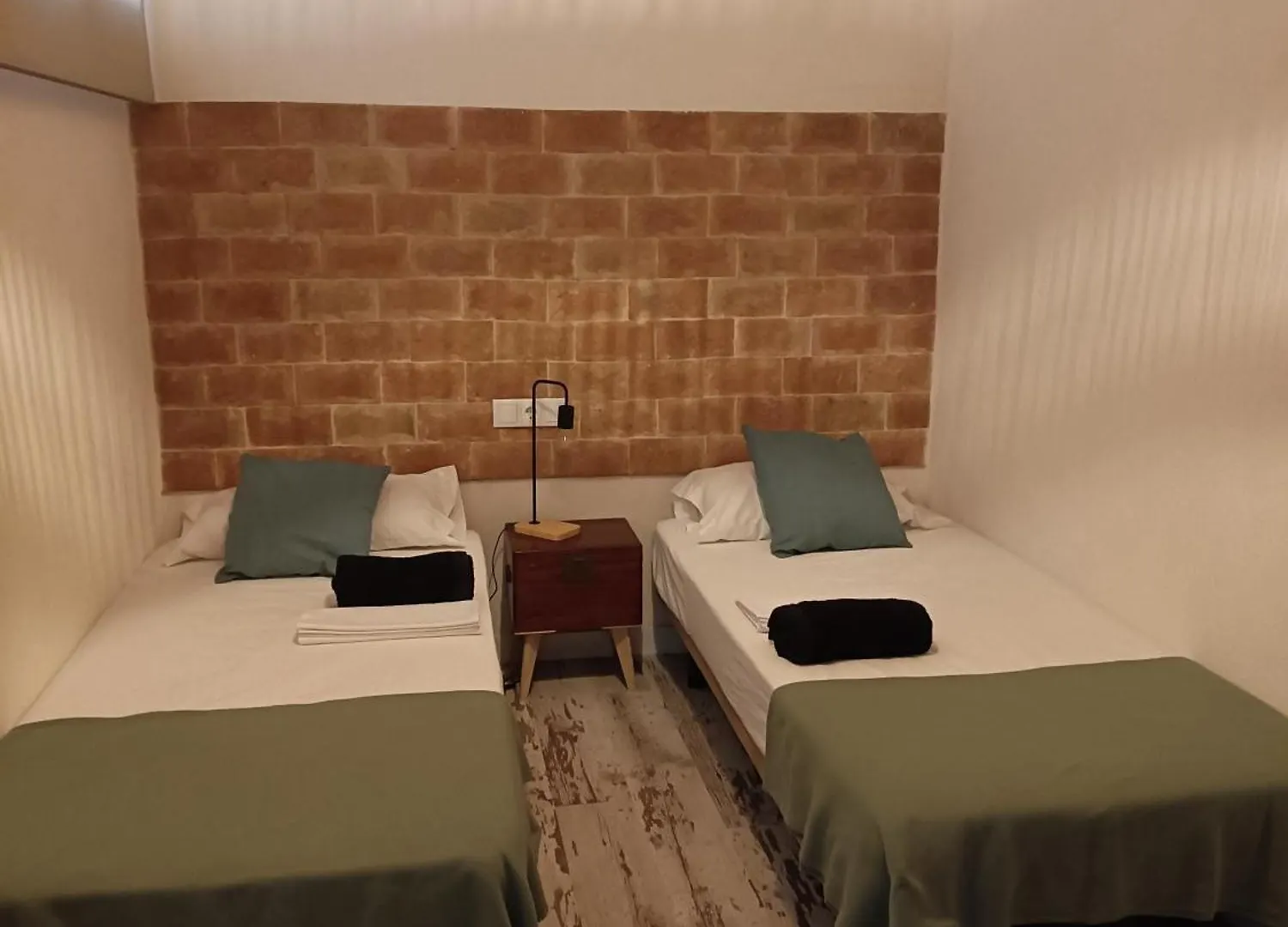 Petra Apartments -Old City With Terrace And Barbecue- Tarragona 0*,  Spain