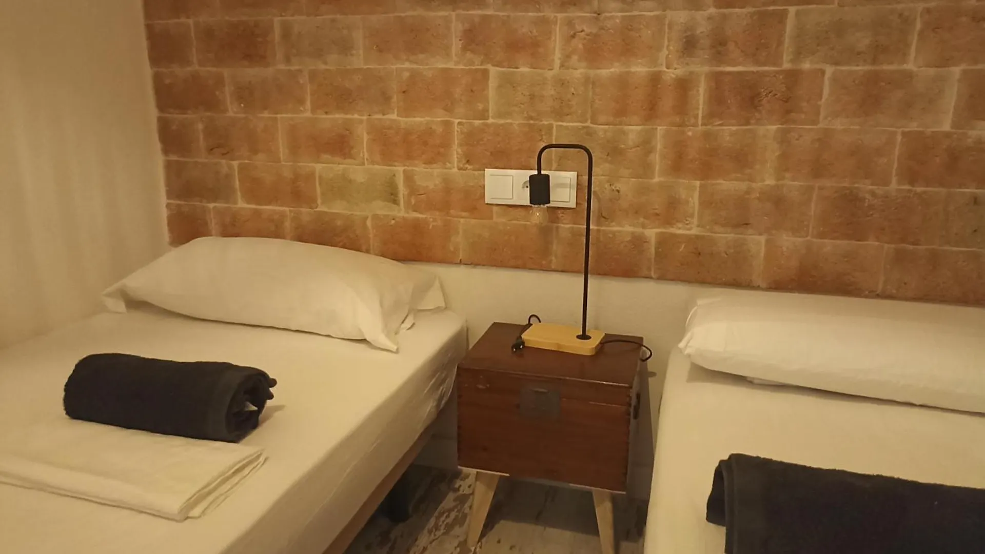 Petra Apartments -Old City With Terrace And Barbecue- Tarragone