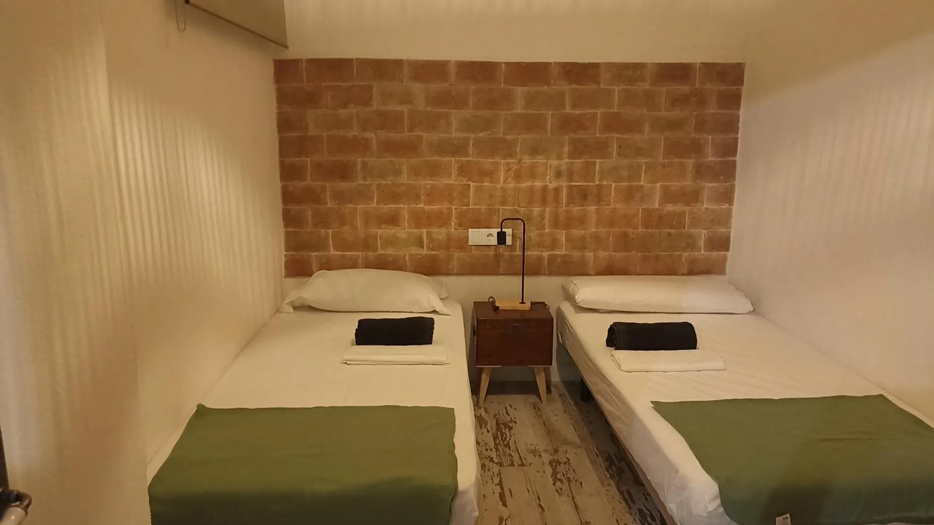 Petra Apartments -Old City With Terrace And Barbecue- Tarragone